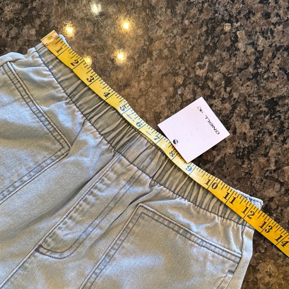 O'Neill light wash pull on Women's Light Blue Shorts NWT XS - Picture 6 of 12